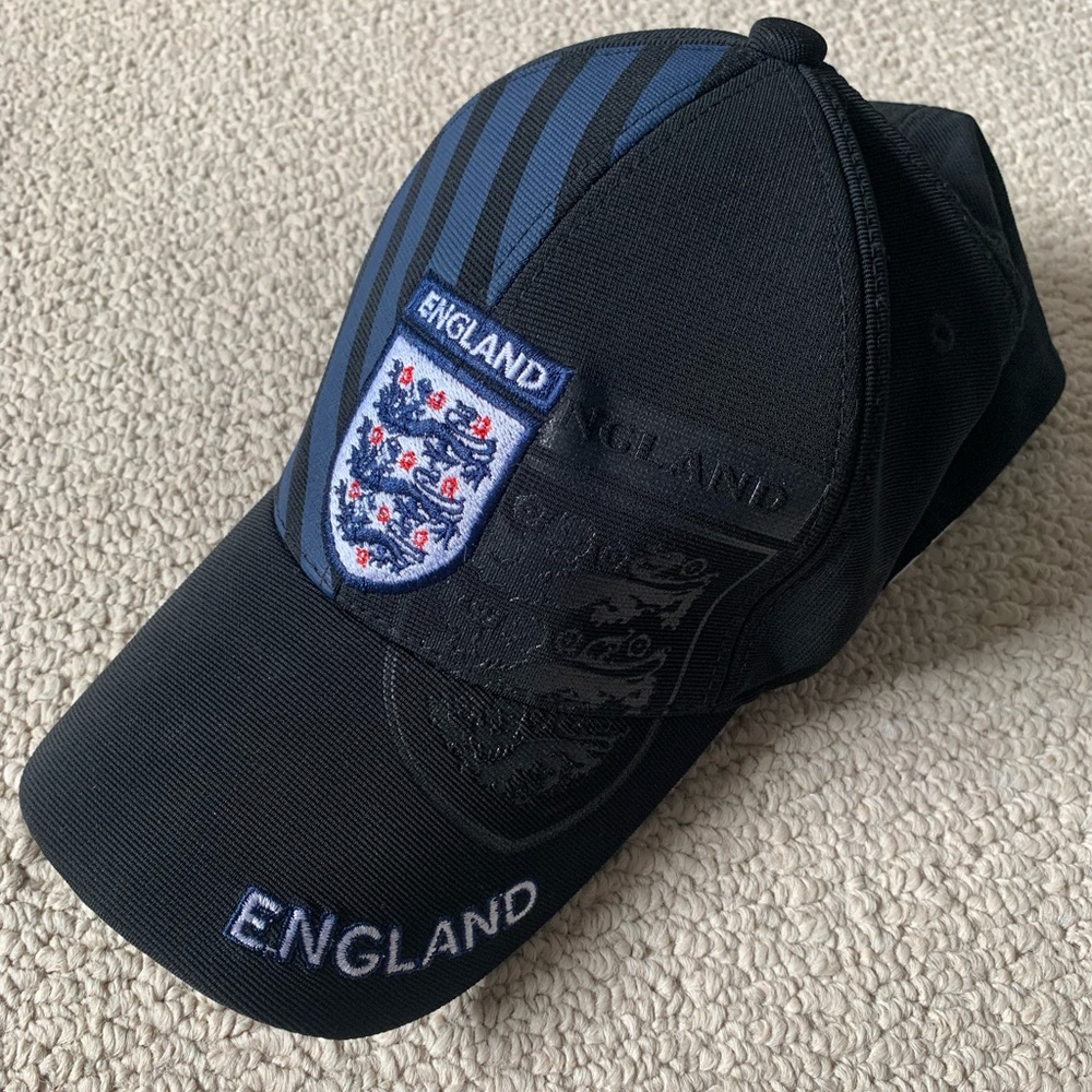 Black England Cap with Embroidered Crest